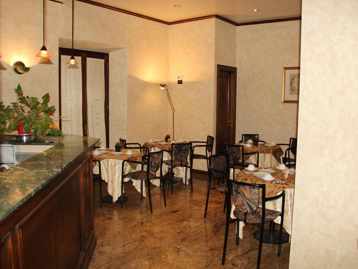 אורביאטו Hotel Valentino Centro Storico מראה חיצוני תמונה