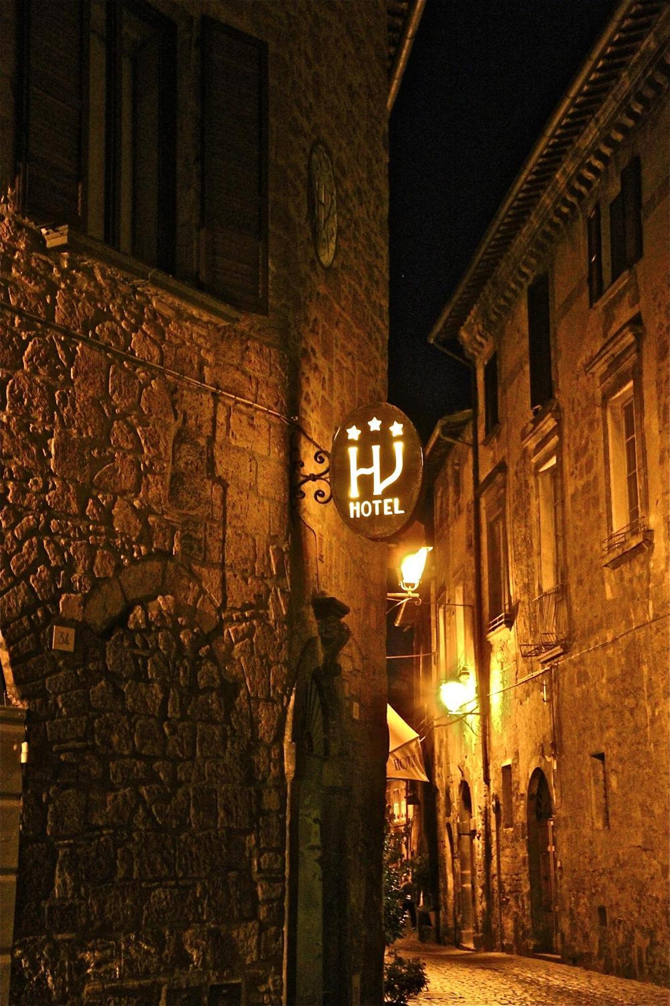 אורביאטו Hotel Valentino Centro Storico מראה חיצוני תמונה
