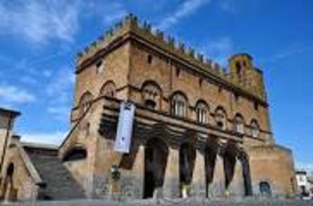 אורביאטו Hotel Valentino Centro Storico מראה חיצוני תמונה